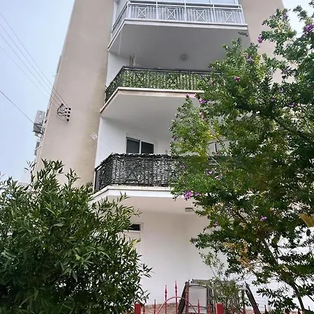 Luxury Retreat- 2-bedroom, 2-bath