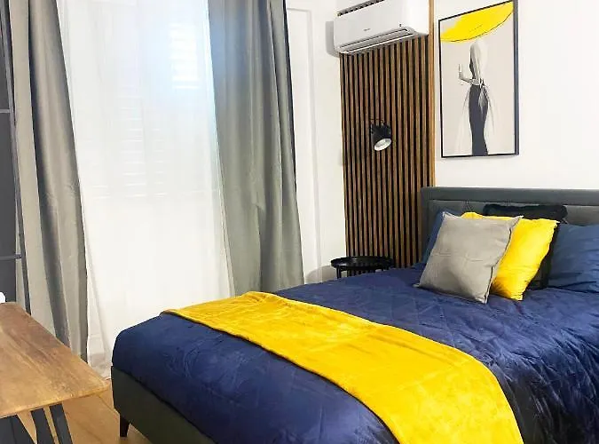 公寓 Luxury Retreat- 2-bedroom, 2-bath 尼科西亚