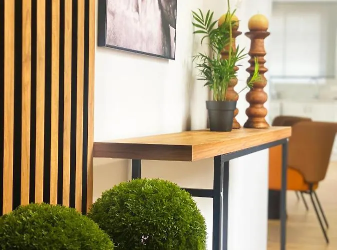 Apartment Luxury Retreat- 2-bedroom, 2-bath Nicosia